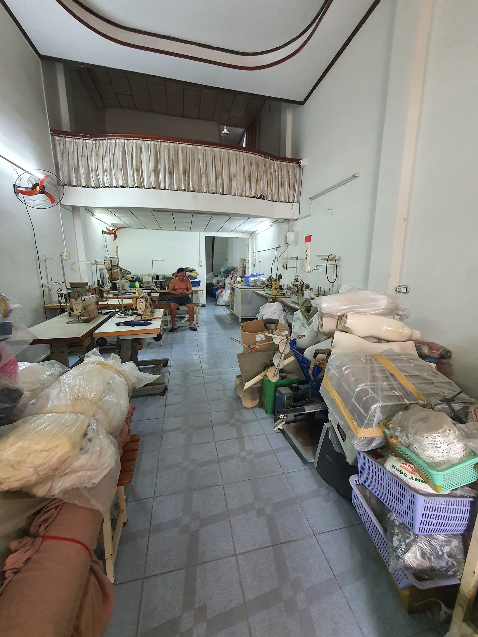 BÁN NHÀ HXH Lũy Bán Bích, Tân Phú 2 tầng 99m2 (4,5x22). Nhà rộng ở ngay. Giá chỉ 6 tỷ.