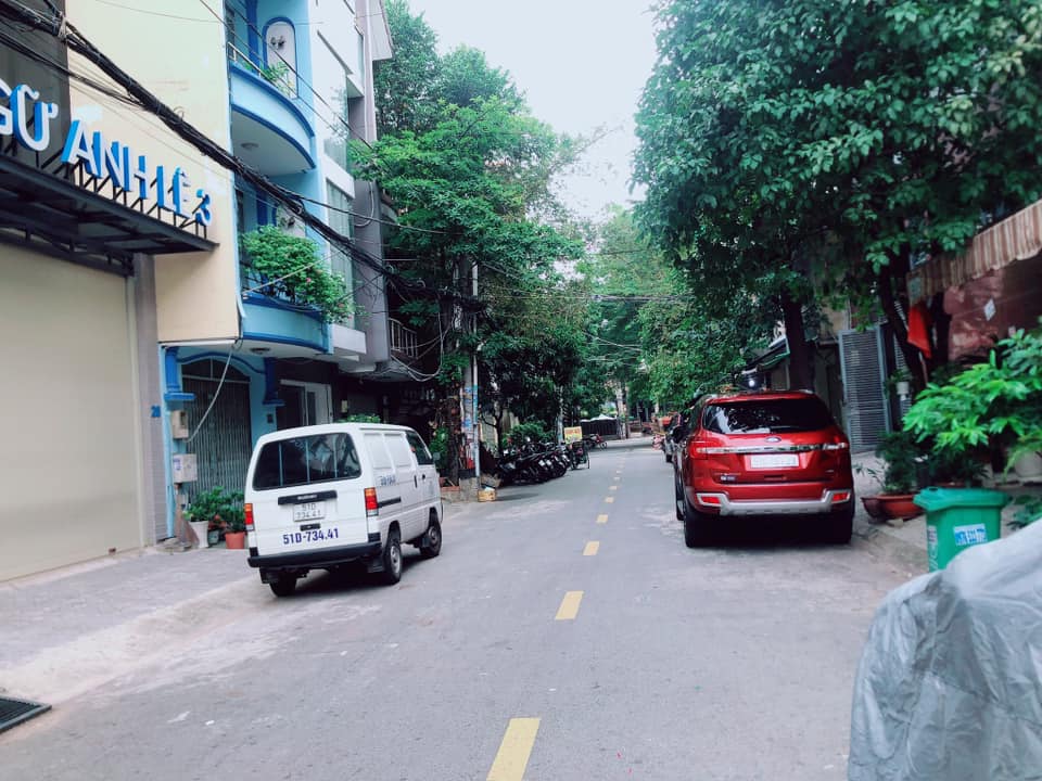 Bán nhà mặt tiền KD đường số Tân Phú Quận 7 cạnh Phú Mỹ Hưng ngang 5 4 tầng Nhỉnh: 11 tỷ.