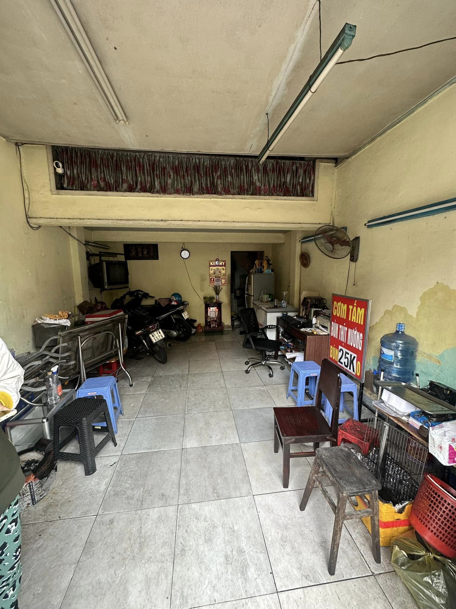 Mặt tiền kinh doanh Lý Thái Tổ, quận 3, 4x8.1m, 4 tầng, giá 17 tỉ.