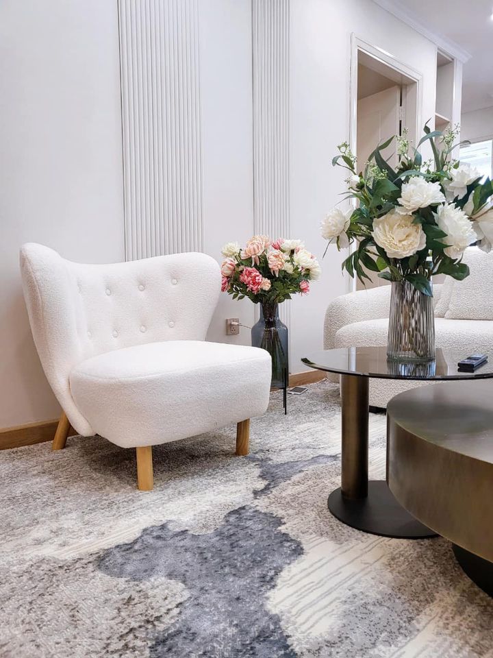 NHÀ ĐẸP PHỐ THỤY KHUÊ , LÔ GÓC 3 THOÁNG , SỔ ĐỎ HOA HẬU.