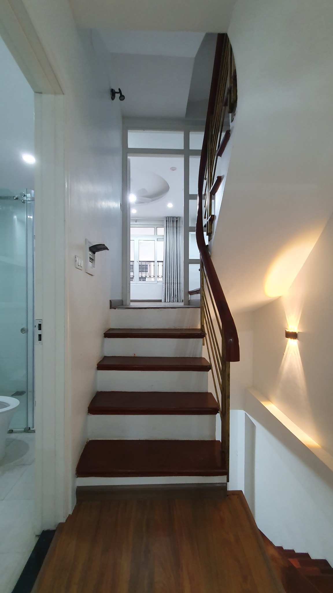 YÊN PHỤ - Nhà mới Ở luôn, 13 ngủ, 10m Ô tô Giá đầu tư 7.3 Tỷ.