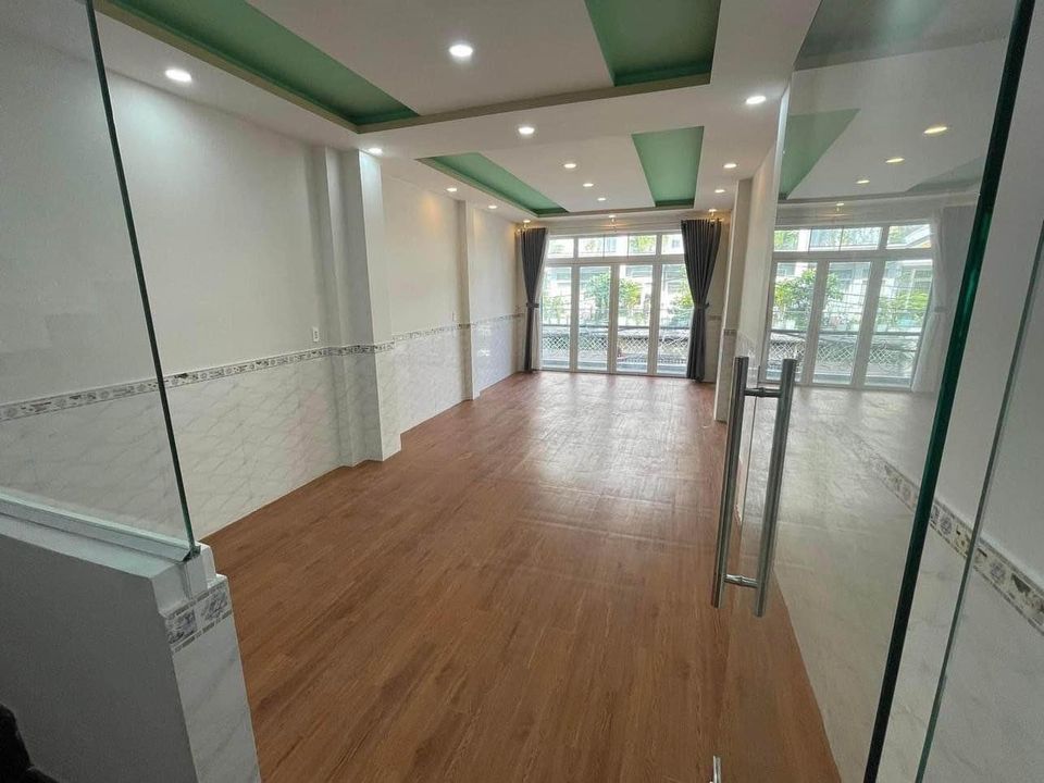 NHÀ MẶT TIỀN 5 TẦNG NỞ HẬU NGANG 5m SONG SONG LÂM VĂN BỀN - TH NGUYỄN HỮU THỌ - ĐH MARKETING - TRUNG TÂM QUẬN 7.