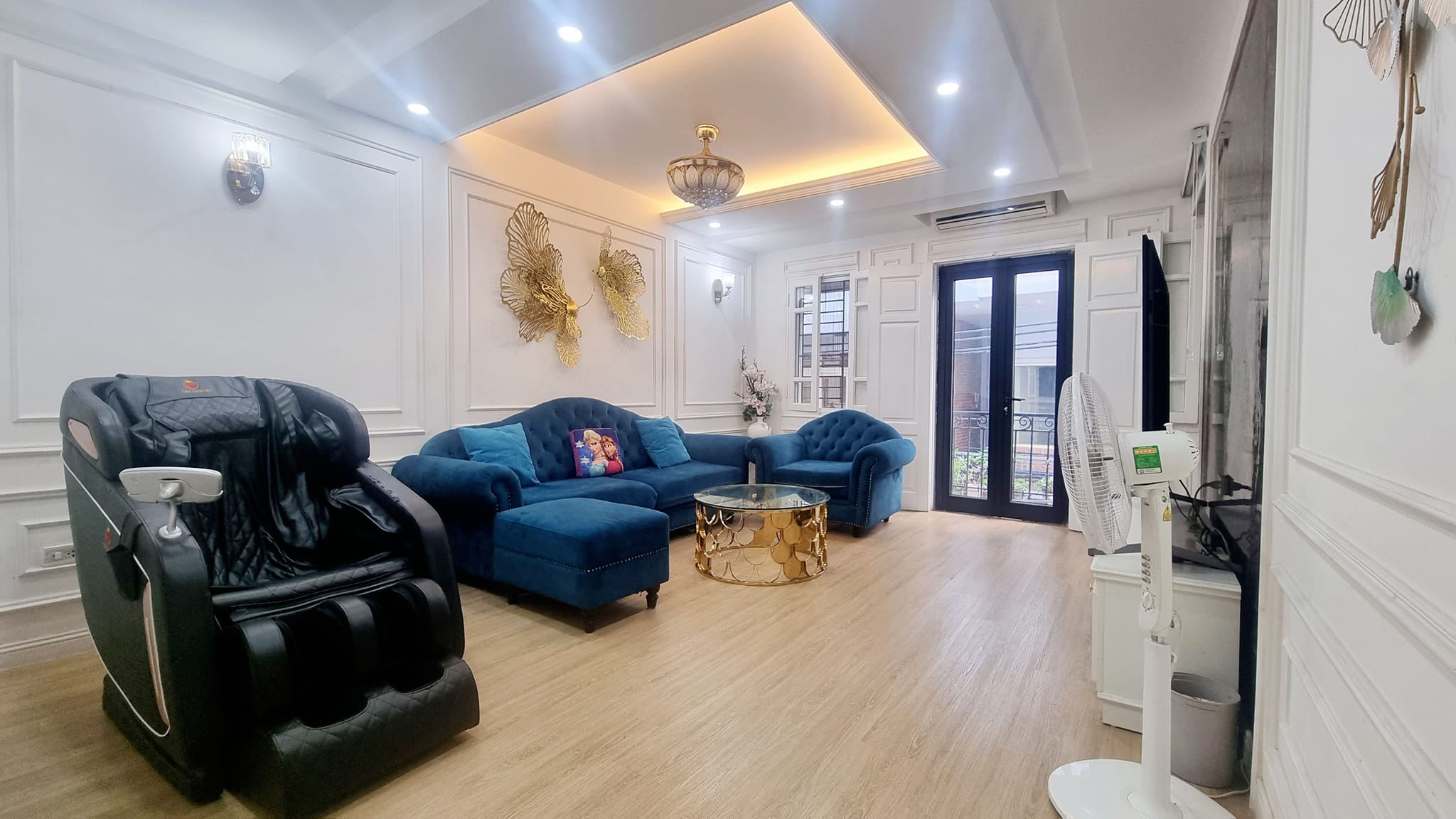 Bán nhà Tứ Liên Tây Hồ 65m2, 5 Tầng, MT 5,4m, Ô tô Tránh – Kinh Doanh, giá 12,3 tỷ.