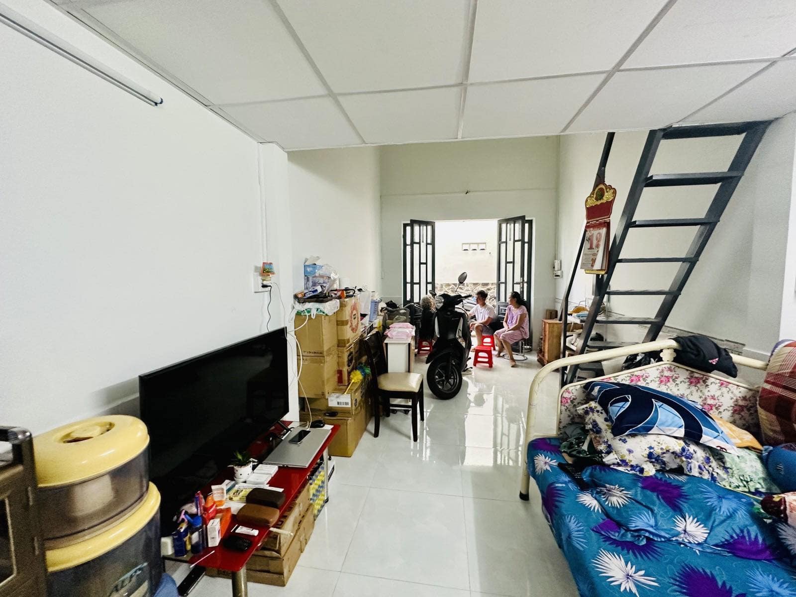 BÁN NHÁ LÊ VĂN LƯƠNG , 36M2 , HẺM BA GÁC - CHỈ 3.2 TỶ.