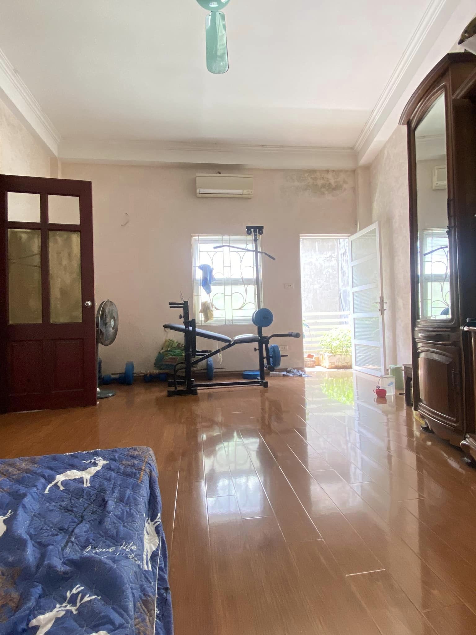 Bán Nhà Mặt Phố Trần Khát Chân MT 8.5M 200M2 5 Tầng 115 Tỷ-Nở Hậu.