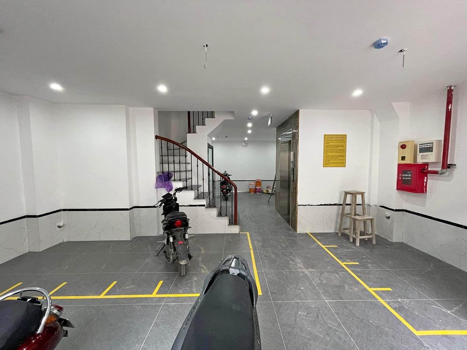 CCMN 77 BÙI XƯƠNG TRẠCH - 10 PN KHÉP KÍN X 6 TẦNG, THANG MÁY, NGÕ THÔNG.