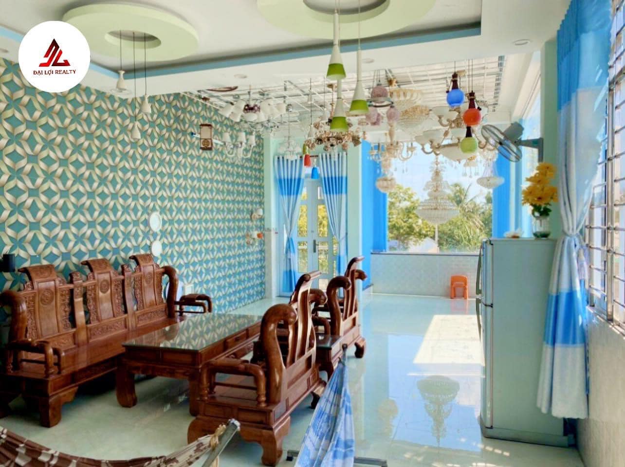 NHÀ MT NGUYÊN CÔNG BÌNH -GÓC 3 MT - 3 LẦU -RẺ NHÁT KHU VỰC CHỈ 7TY.