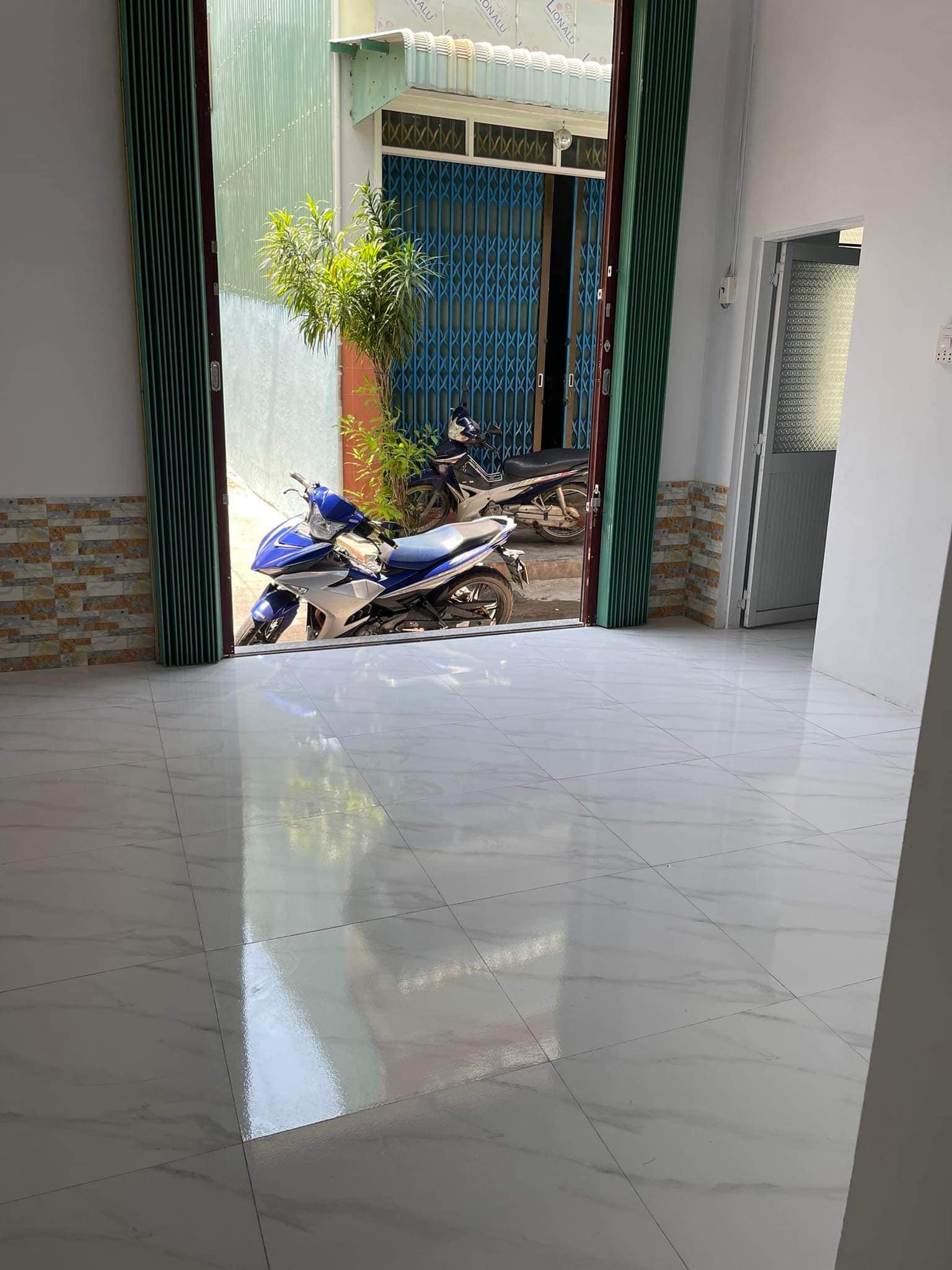 Bán Nhà Hẻm Hoàng Văn Thụ P. Quang Trung Quy Nhơn , 62,2m2 , Cấp 4 , Giá 2 Tỷ 450Tr.