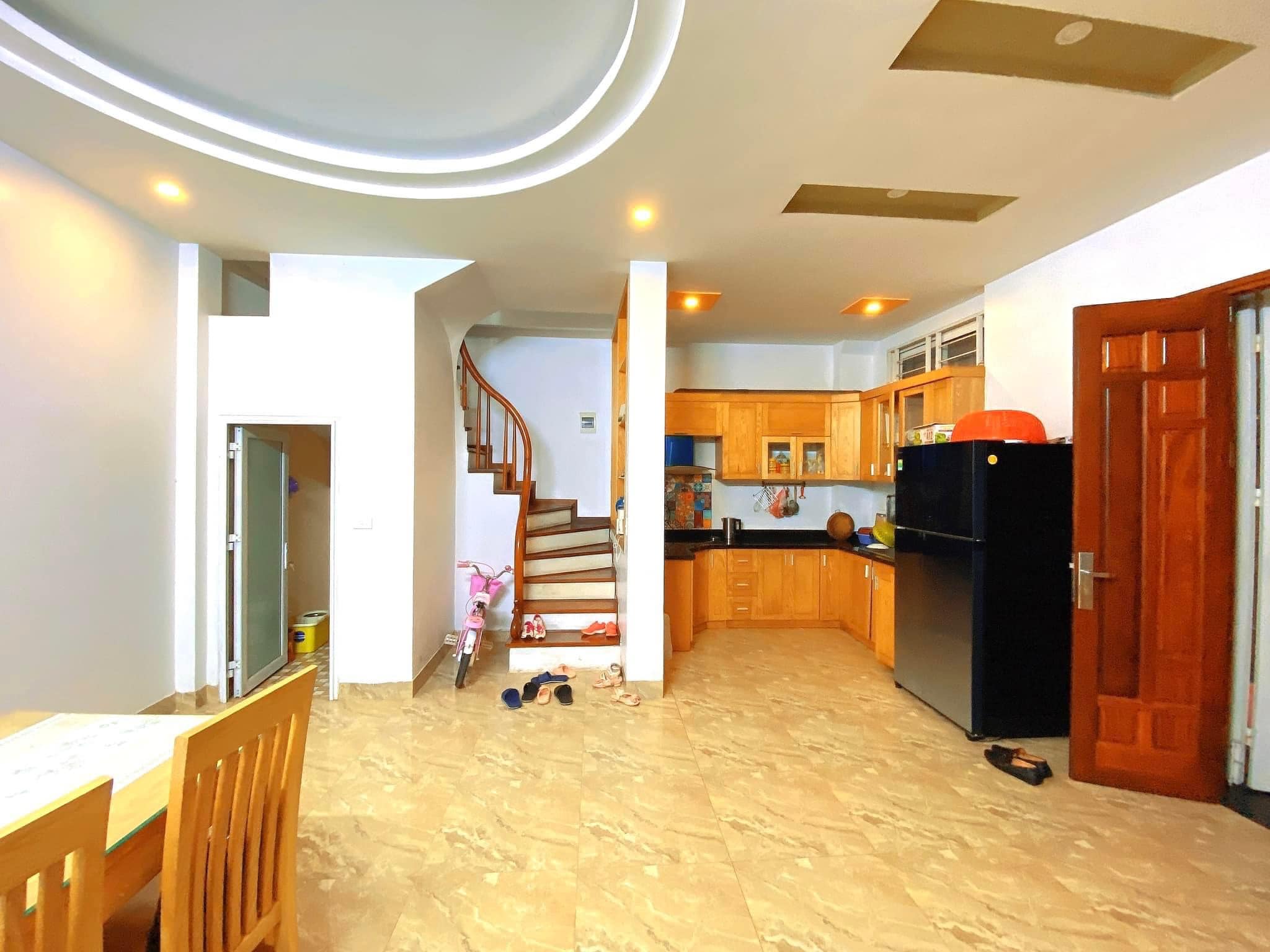 CỰC PHẨM ! Bán nhà Lê Quang Đạo, Phú Đô 40m2, 4 tầng đẹp, cạnh Ô tô chỉ hơn 4 tỷ.