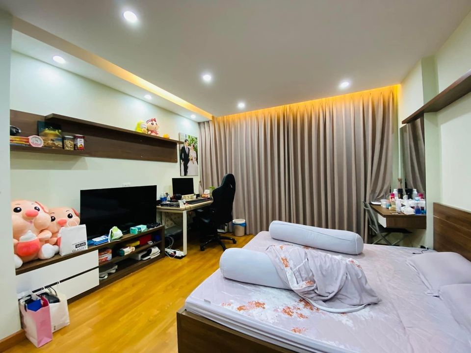 BÁN NHÀ NGÕ NGUYỄN KHÁNH TOÀN - CẦU GIẤY 60M2 X 5 TẦNG, Ô TÔ VÀO NHÀ.