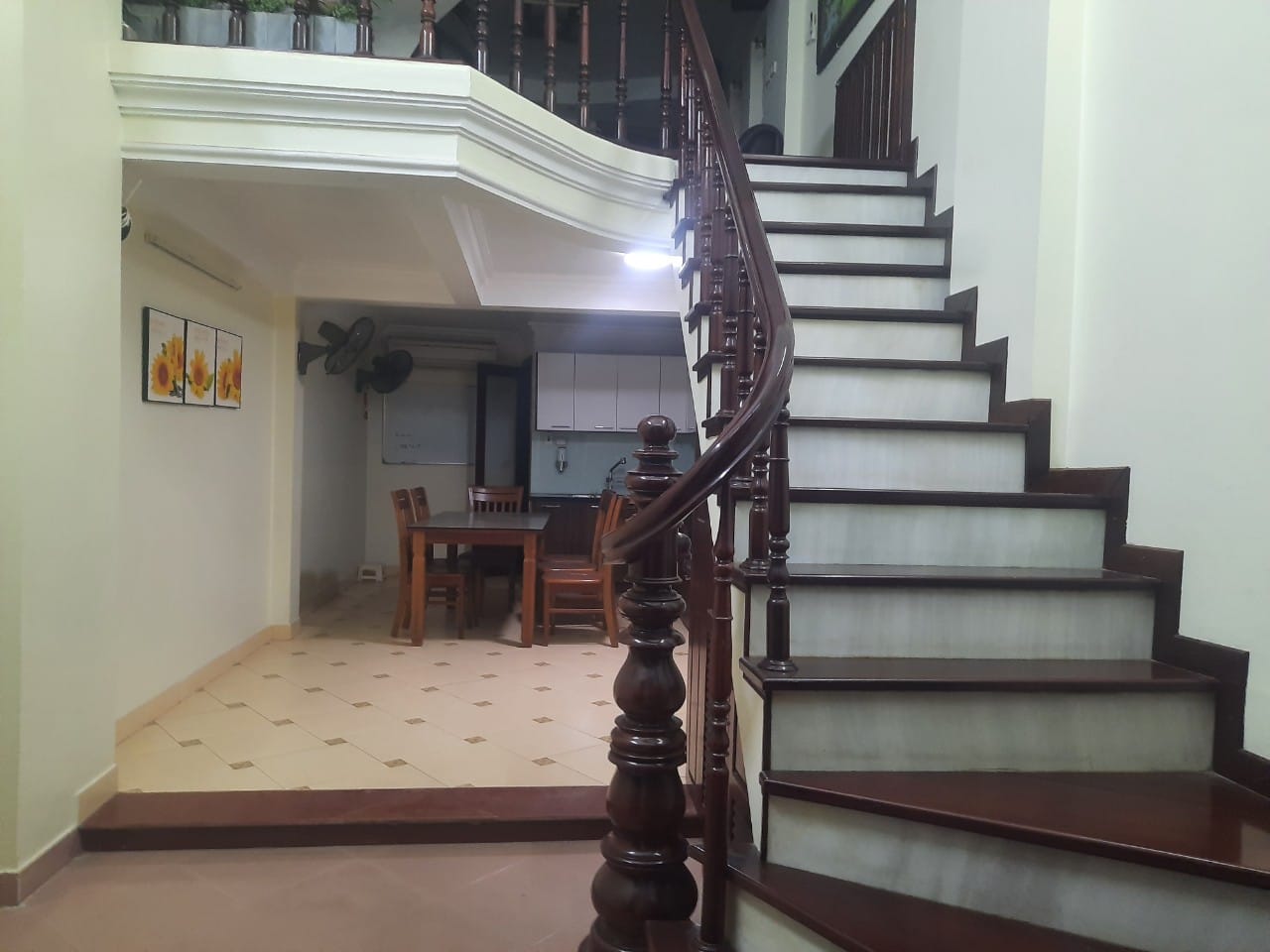 Cực Hiếm, Bán nhà riêng Lê Quang Đạo Phú Đô 35m2 chủ tự xây tặng nội thất xịn.