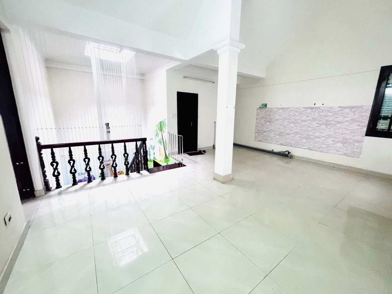 Bán Nhà Nguyễn Thị Định 75M2 MT4.5M -Lô Góc Ô TÔ Vào Nhà 9.9 Tỷ-Ngõ Thông.