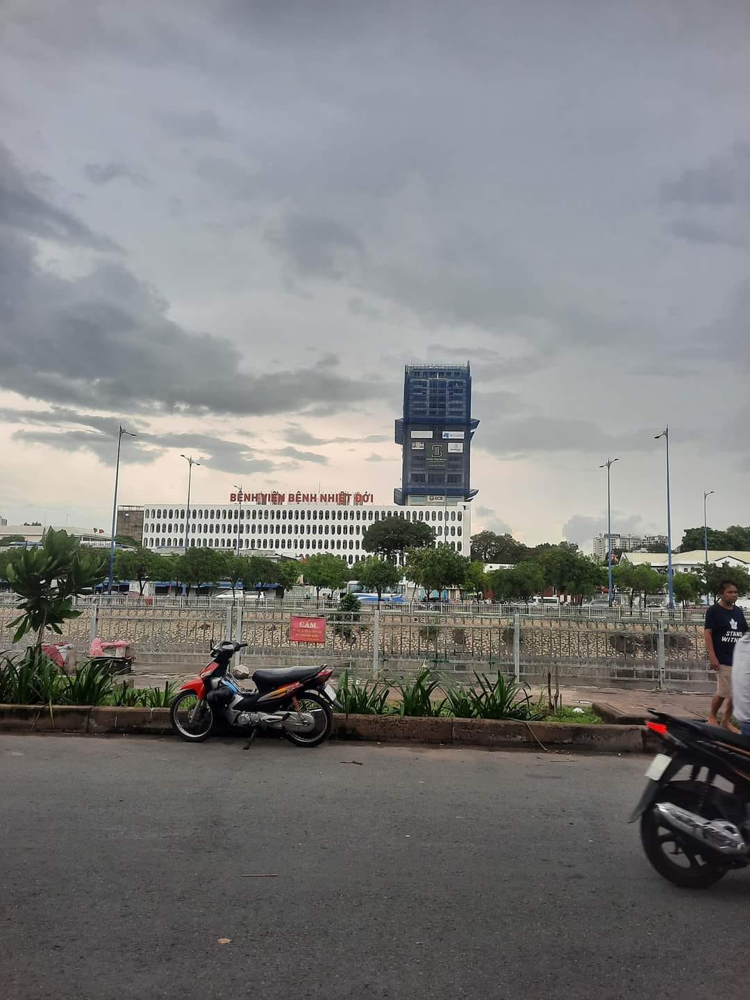 Bán nhà Ba Đình _ P8 _ Q8 _ 3 Tầng _ 4PN _ Chỉ: 3.05 tỷ.