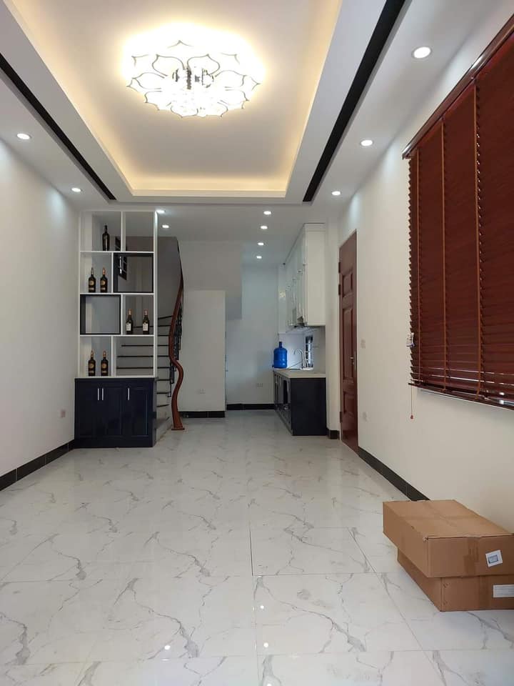 Cực Hiếm, Nhà lô góc gần Ô tô ở Phương Canh, Từ Liêm 36m2 5Tầng chỉ 3.7 tỷ.