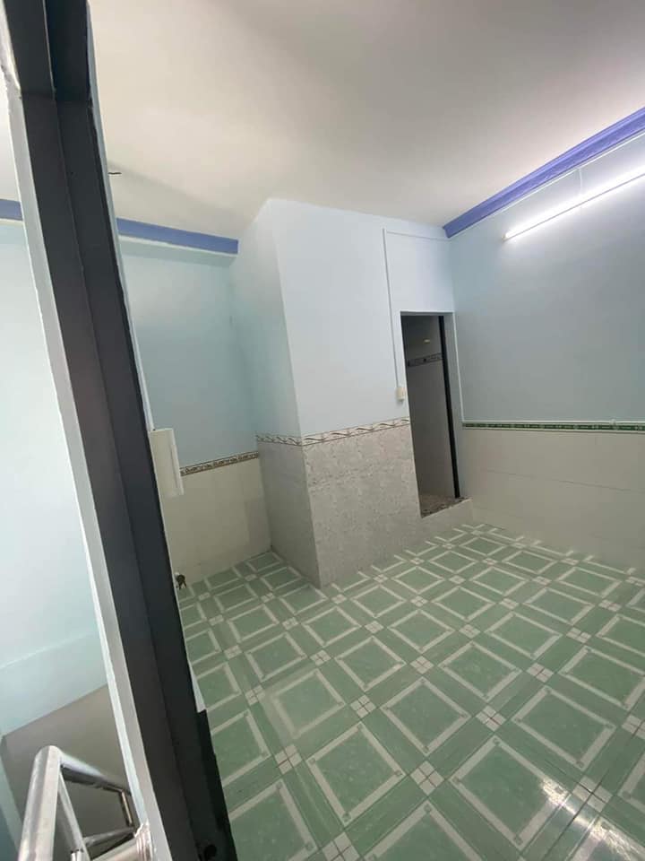 ---Gần Đường Bình Đông _ P15 _ Q8 _ 4.3m × 8m _ 2 PN _ Giá: 2.75 tỷ.