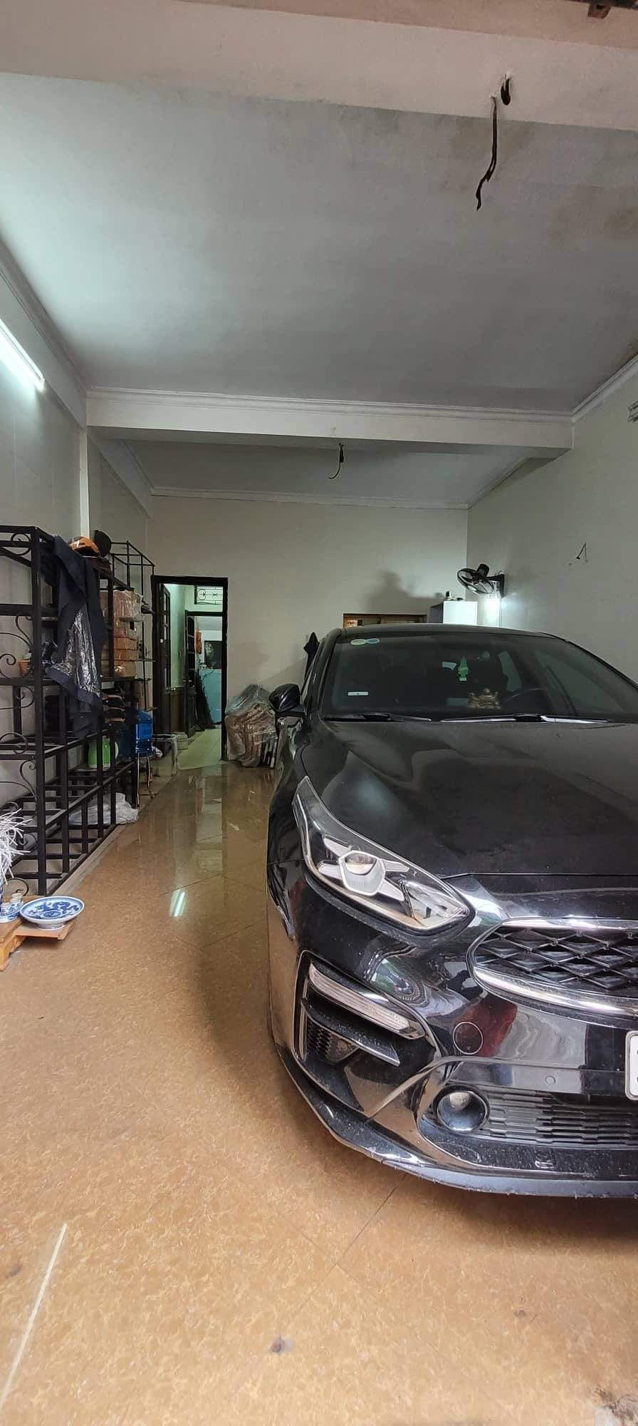 Nhà bán Tô Hiến Thành, Hà Đông, 67m2, 3 tầng, 4,5 m mặt tiền, giá mới 9 tỷ..