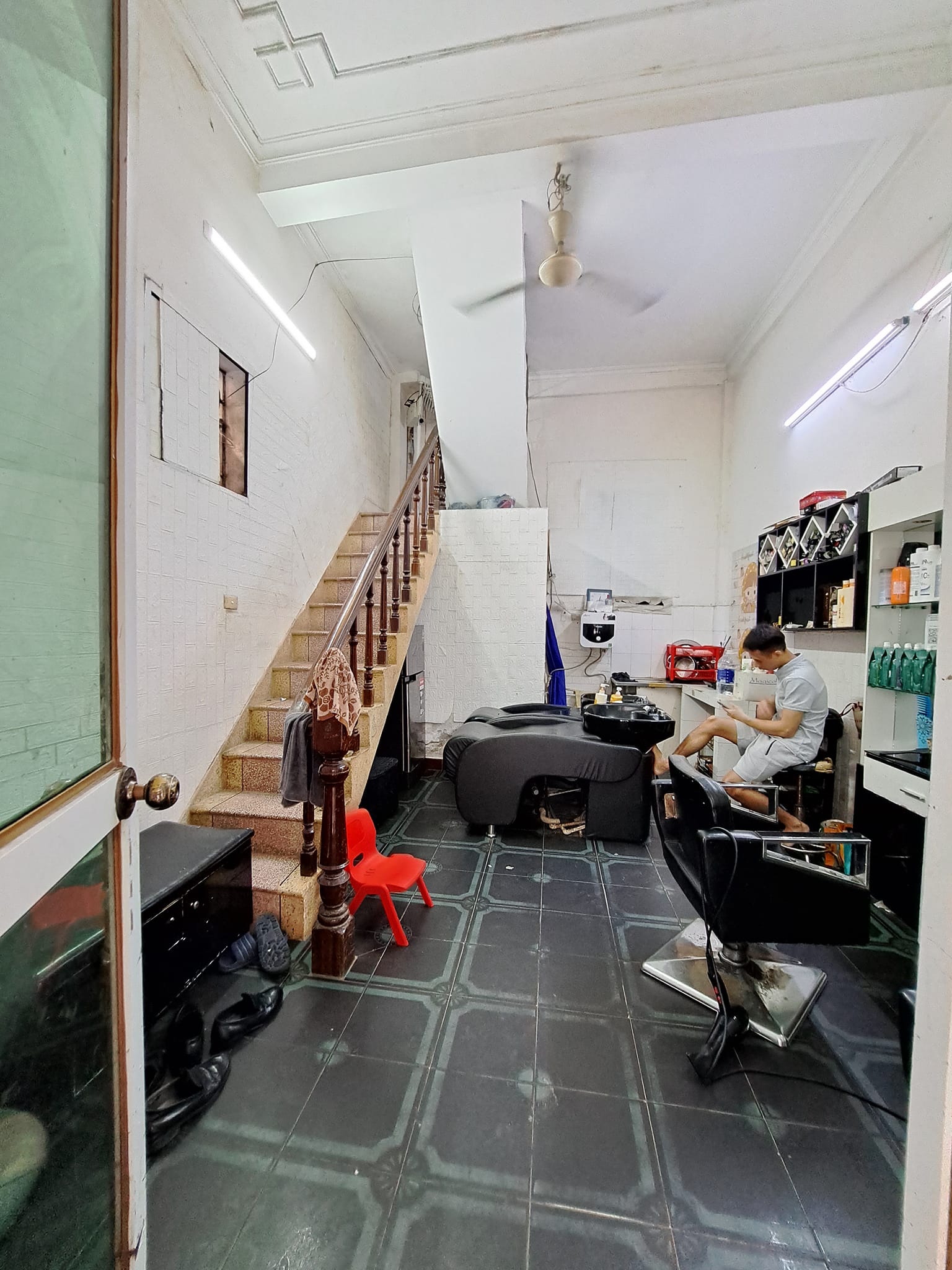 BÁN NHÀ TRƯỜNG CHINH - ĐỐNG ĐA - MẶT NGÕ THÔNG - KINH DOANH - NHỈNH 4 TỶ