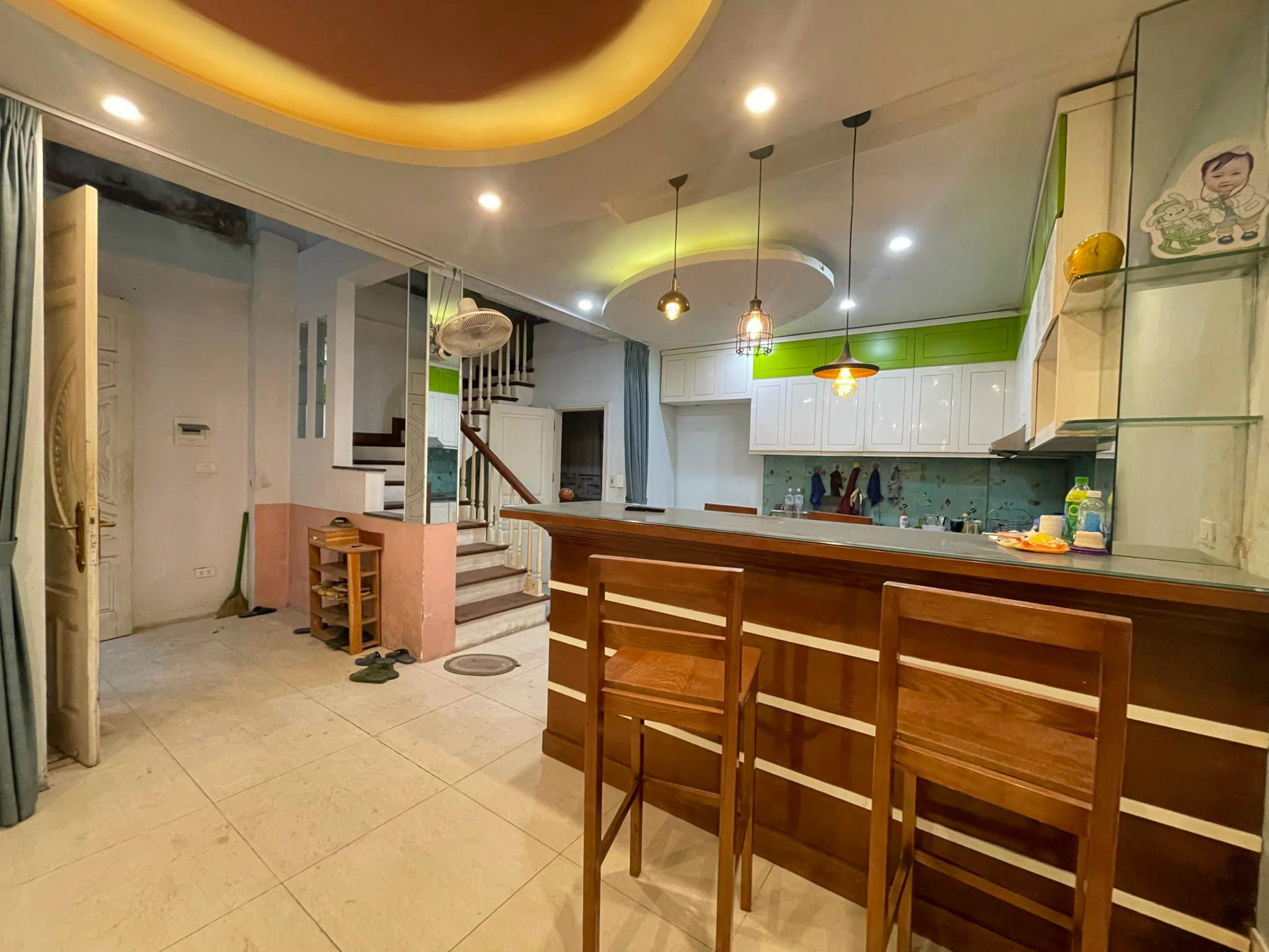 BÁN GẤP MINH KHAI, KINH DOANH, NHÀ ĐẸP Ở LUÔN, SÁT PHỐ, 42m x 5T, NHỈNH 4 TỶ.