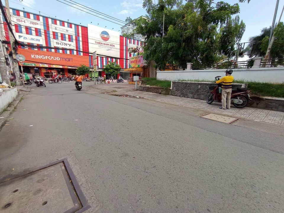 BÁN NHÀ NỞ HẬU- HXH VIP 502 HUỲNH TẤN PHÁT QUẬN 7 - GIÁ GIẢM CÒN 6,9TỶ.