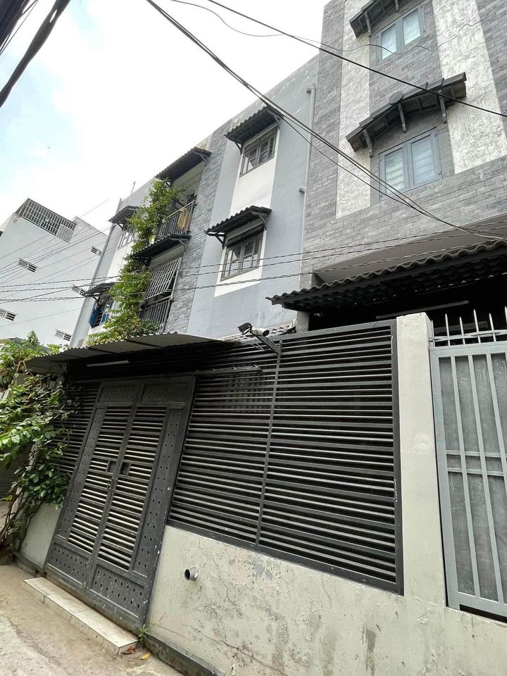 BÁN DÃY TRỌ NGANG 5m HXH THÔNG ĐÀO TRÍ - TIỆN CẢI TẠO LẠI - QUẬN 7 - GIÁP PHÚ MỸ HƯNG - GIÁ CHỈ 6,3TỶ.