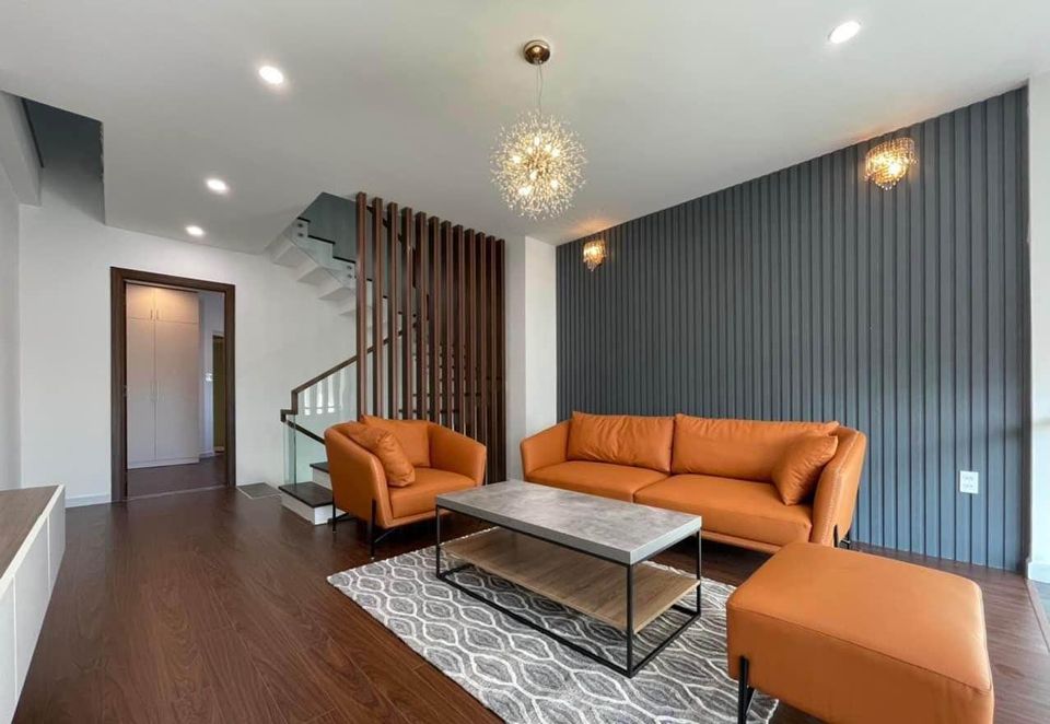 BÁN NHÀ 5 TẦNG NGANG 5m - CÁCH MT HUỲNH TẤN PHÁT CHỈ 25m - QUẬN 7 - GIÁP PHÚ MỸ HƯNG - HXH - KHU ĐỒNG BỘ.