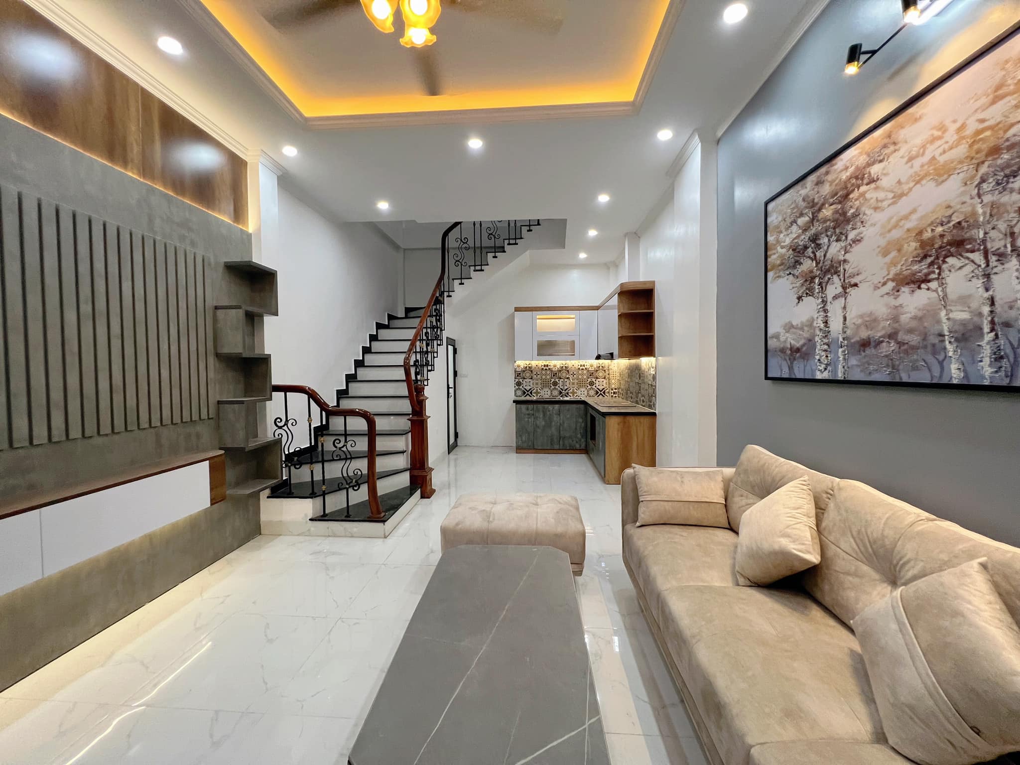 Bán nhà Ngọc Hồi, 40m x 5T x 3.5 tỷ, NHÀ MỚI - Ở LUÔN.