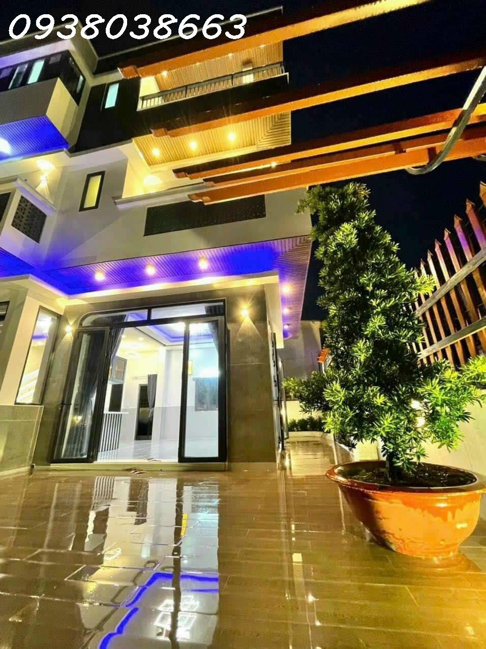 250m2