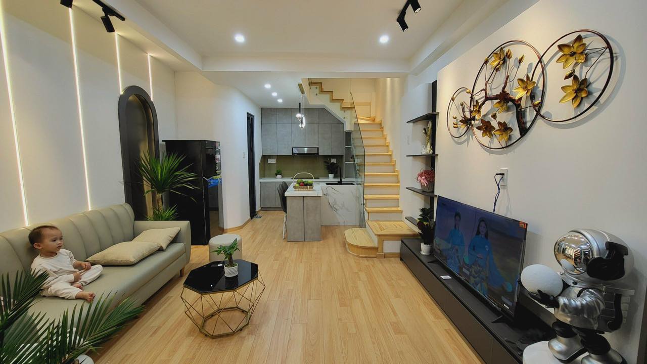 Bán nhà hẻm Nguyễn Thị Nghĩa Phường 2 Đà Lạt phong cách hiện đại.