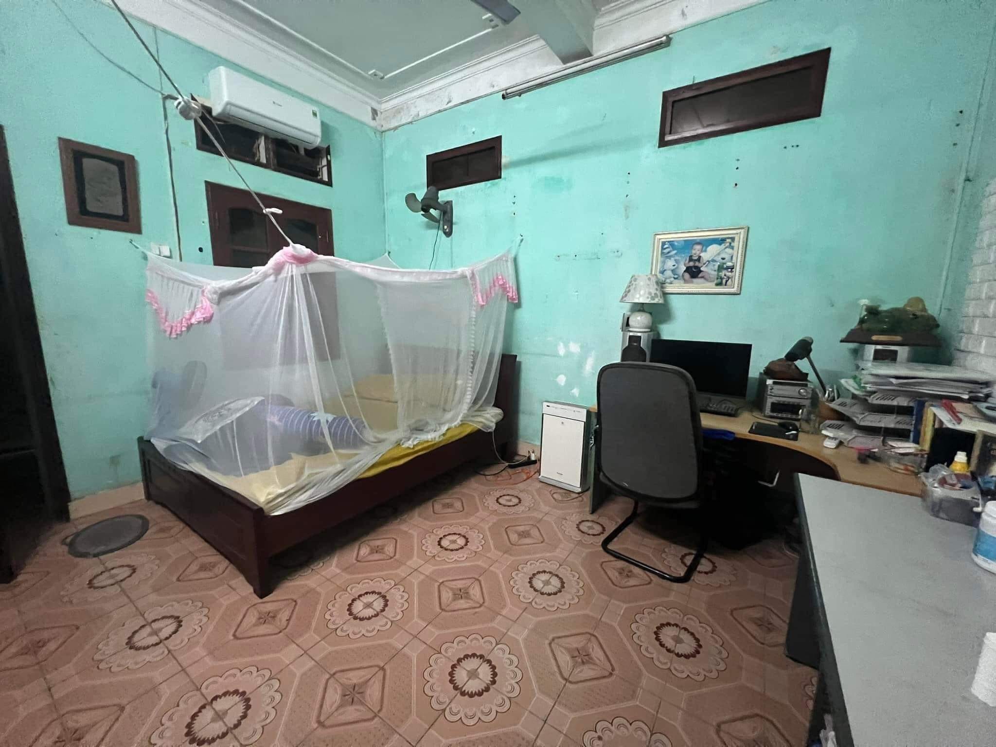 BÁN NHÀ NGÕ 30 PHAN ĐÌNH GIÓT - 50M x 4 TẦNG - SỔ HOA HẬU - 2 THOÁNG - NHỈNH 4 TỶ.