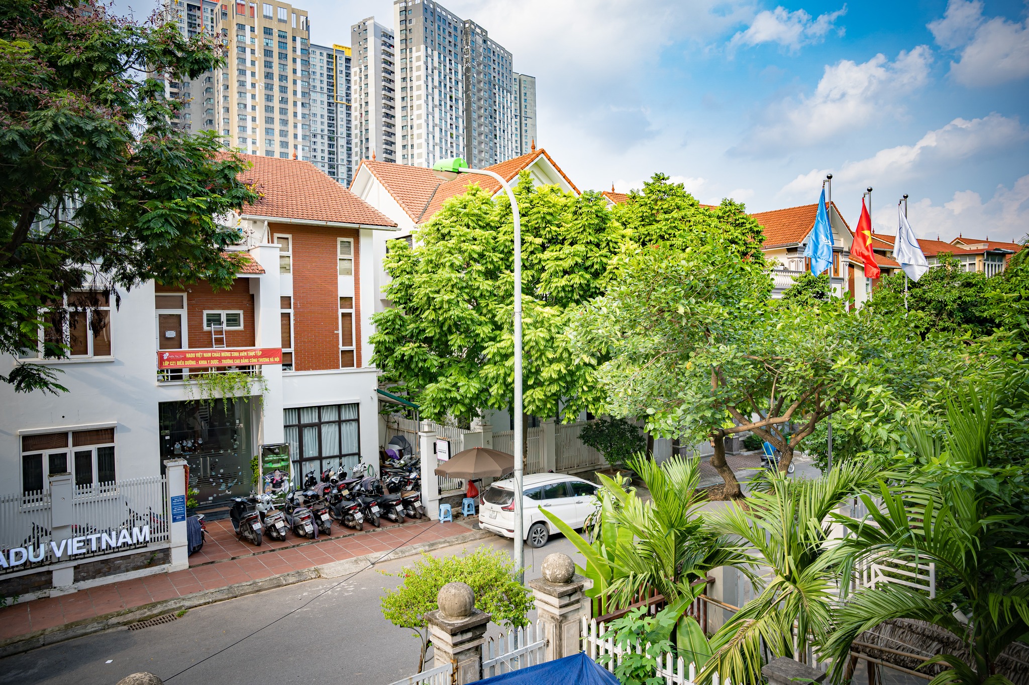 BT Làng Việt Kiều Châu Âu 500M2 MT 16M 87 Tỷ–2 MT Trước Sau 1 Mặt Công Viên 1 Mặt KD.