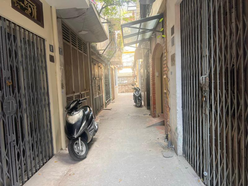 Đống Đa, nhà phân lô 2 mặt ngõ Thái Hà, ô tô cách 15m, 6.59 tỷ.