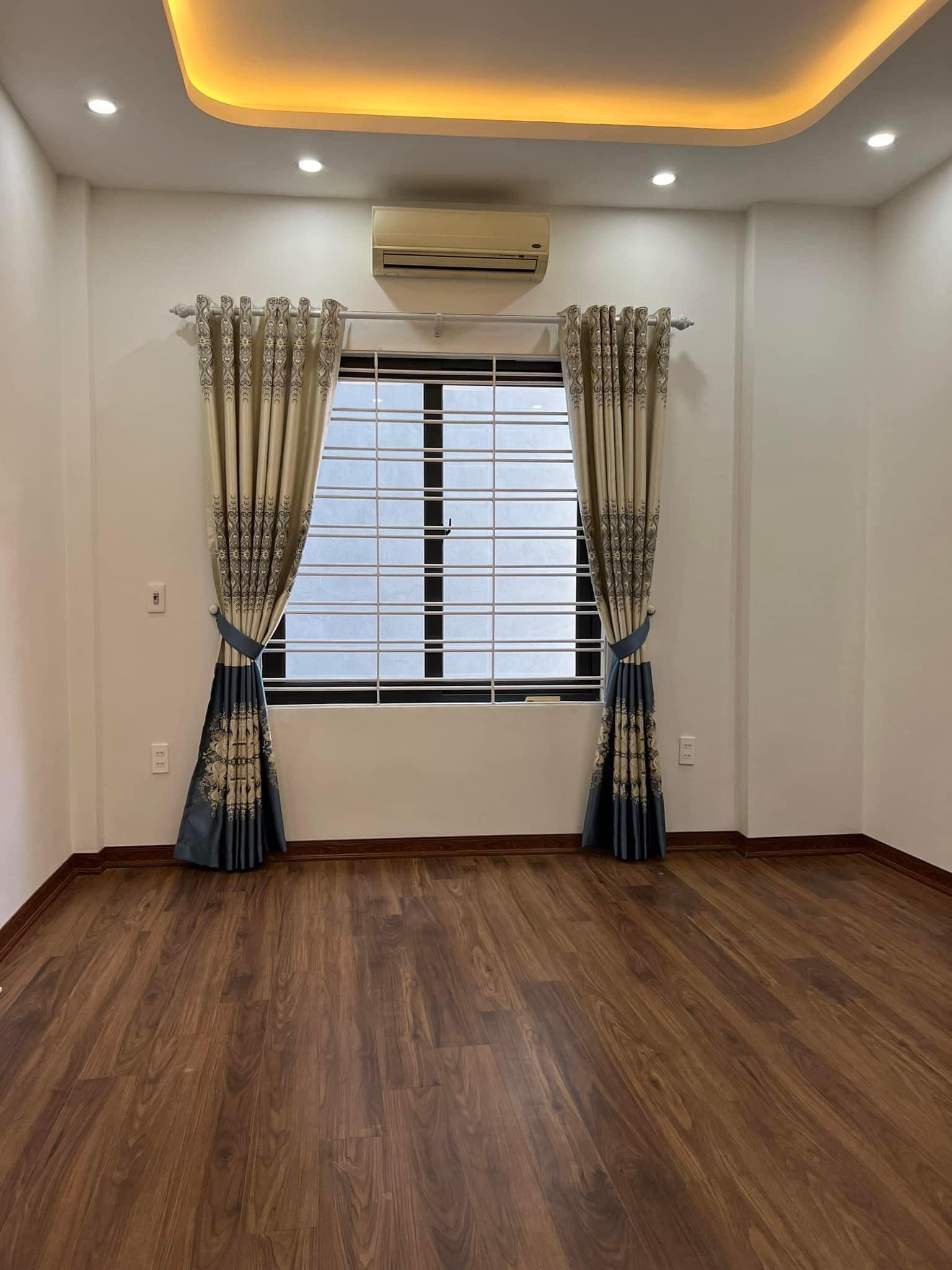 BÁN NHÀ MẶT NGÕ TÂY TRÀ, Q.HOÀNG MAI, Ô TÔ VÀO NHÀ, 44M, 5T, LÔ GÓC, NỞ HẬU, GIÁ 6.15 TỶ.