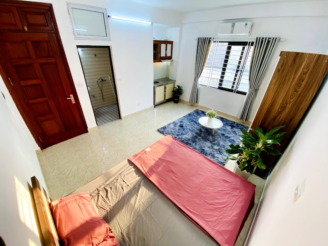 90m2