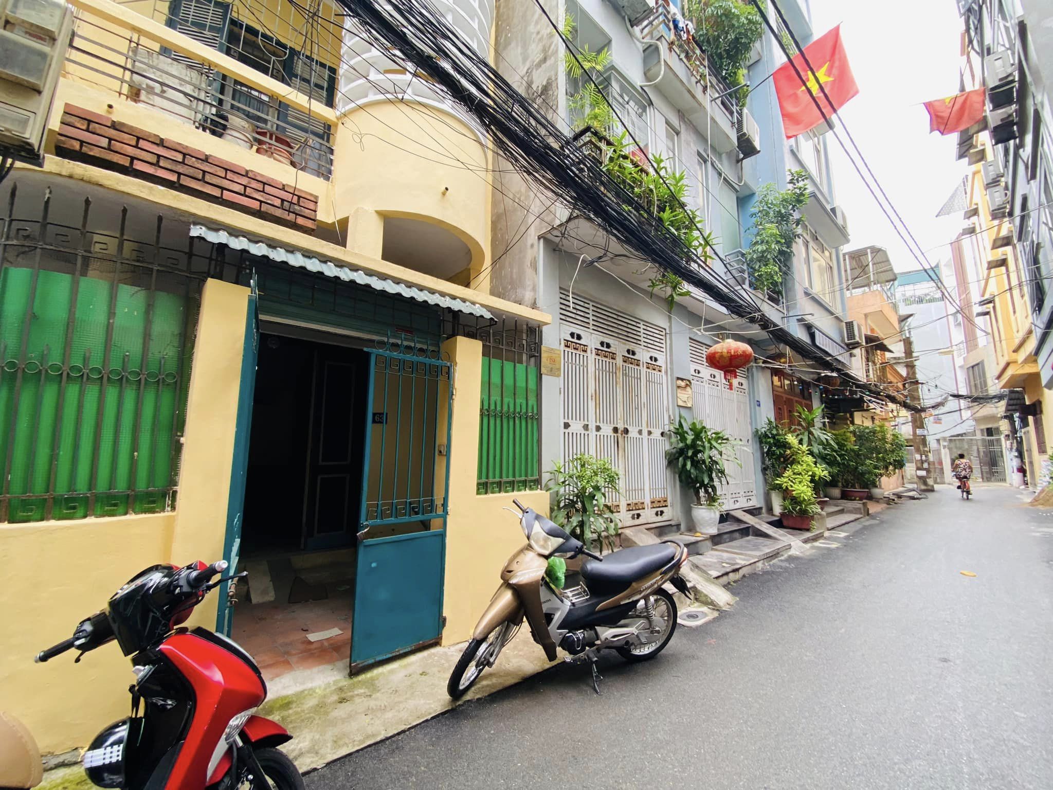 Bán nhà ngõ 67 Phùng Khoang phân lô, gần phố, lô góc sáng thoáng 45mx4T, hơn 4 tỷ.