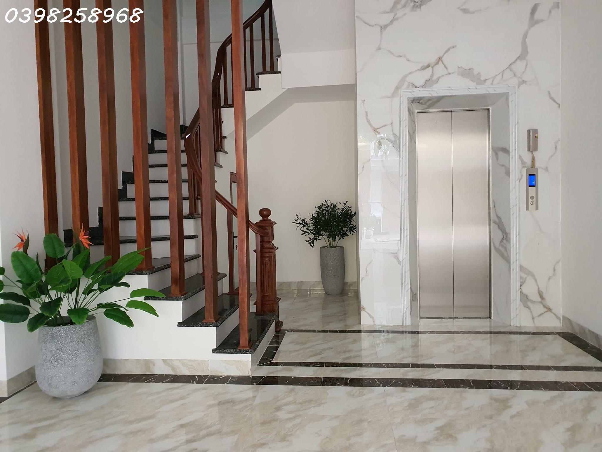 BÁN NHÀ CHÍNH KINH, 76m2x 8T, MT7m, Ô TÔ ĐỖ TRONG NHÀ, LÔ GÓC, KINH DOANH, CHỈ NHỈNH 13 TỶ.