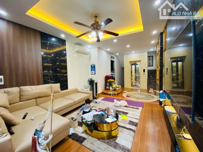 Siêu phẩm nhà đẹp phố An Dương Vương- Ôtô vào nhà, Lô góc sịn, DT 77M2 x5T, MT5m giá 9.2tỷ.