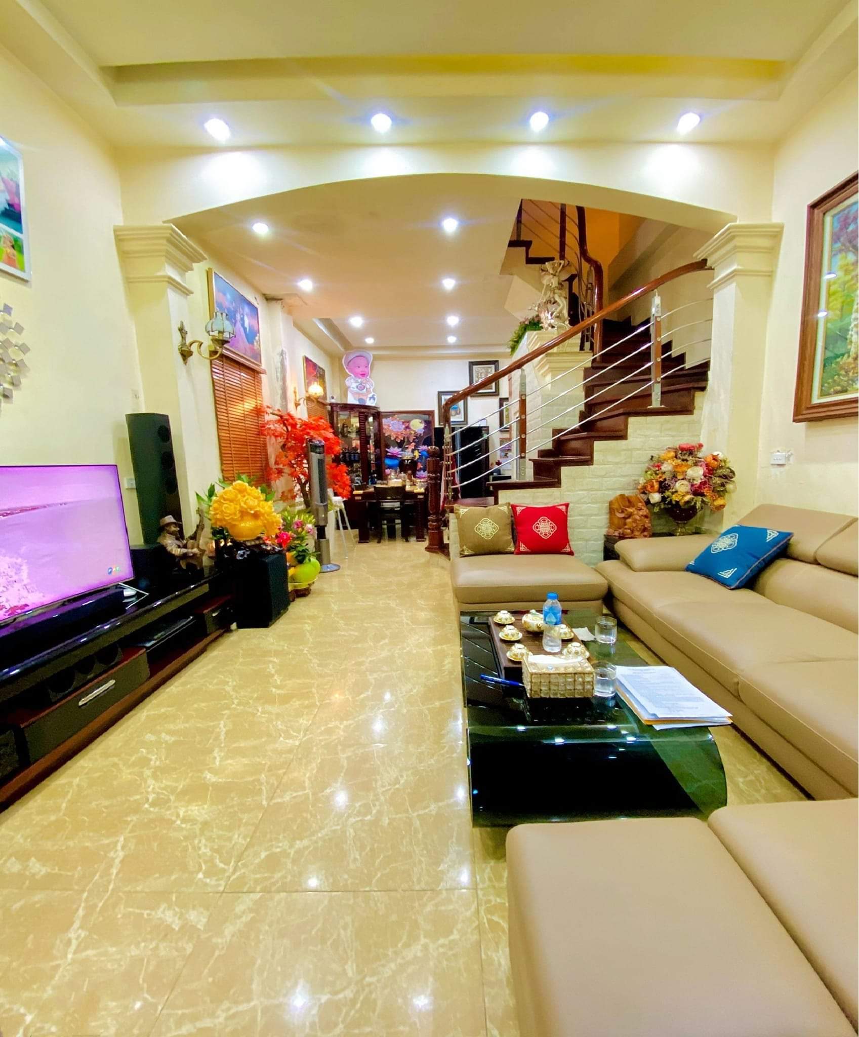 Bán nhà Phố Nguyễn Thị Định - Cầu Giấy, 51m2, 5 tầng, ô chờ TM, 2MT, ô tô sướng.