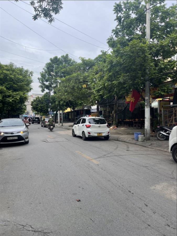 BÁN NHÀ PHÂN LÔ TÂY TRÀ QUẬN HOÀNG MAI - 60M 5 TẦNG MT 4M - NHỈNH 8 TỶ VỈA HÈ OTO TRÁNH OTO VÀO NHÀ KINH DOANH ĐỈNH CAO.