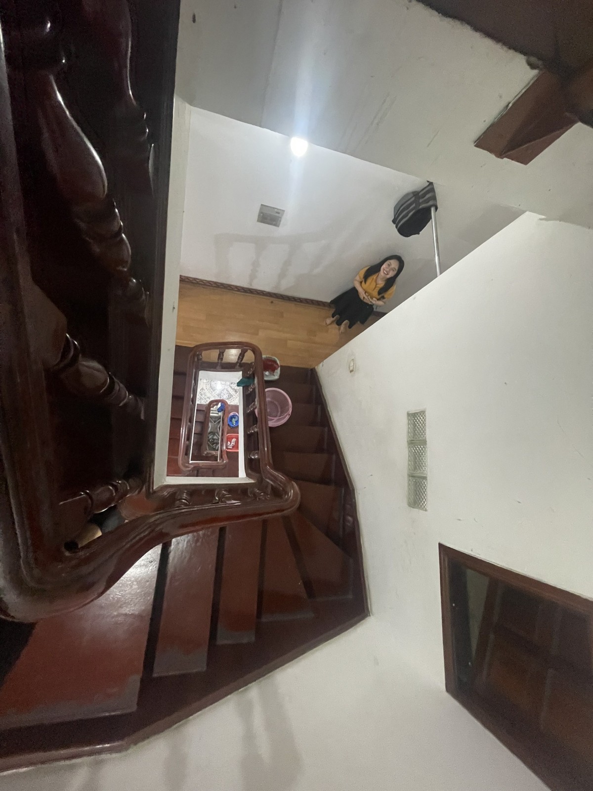 Bán nhà Phố Trần Quang Diệu, Đống Đa, 40m2, nhỉnh 16 tỷ, ô tô tránh - Kinh doanh.