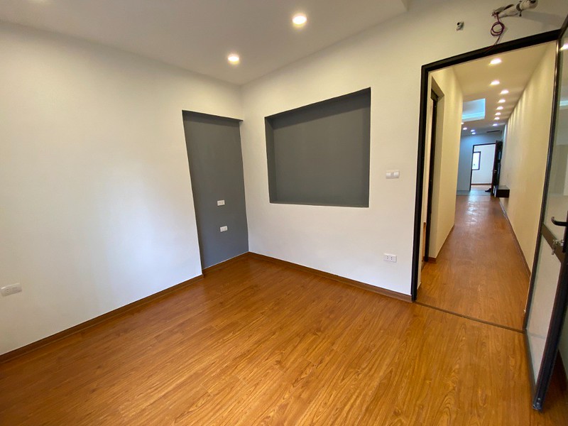 Nhà bán nhà nguyễn tiểu La phường 8 Quận 10, HẺM NHỰA XE hơi,48m2, 8,5 TỶ HẠ CÒN 6, TỶ.