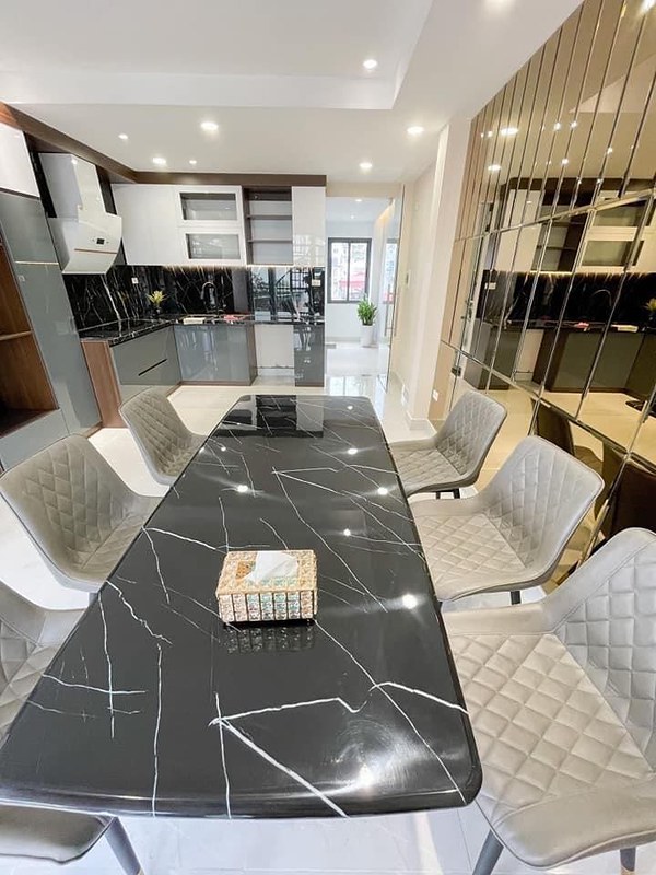 Nhà Bán rẻ Hẻm Xe Hơi Đường Trình Đình Trọng, Quận 10, 38m2, 8,5 tỷ,nhinh 6 tỷ.