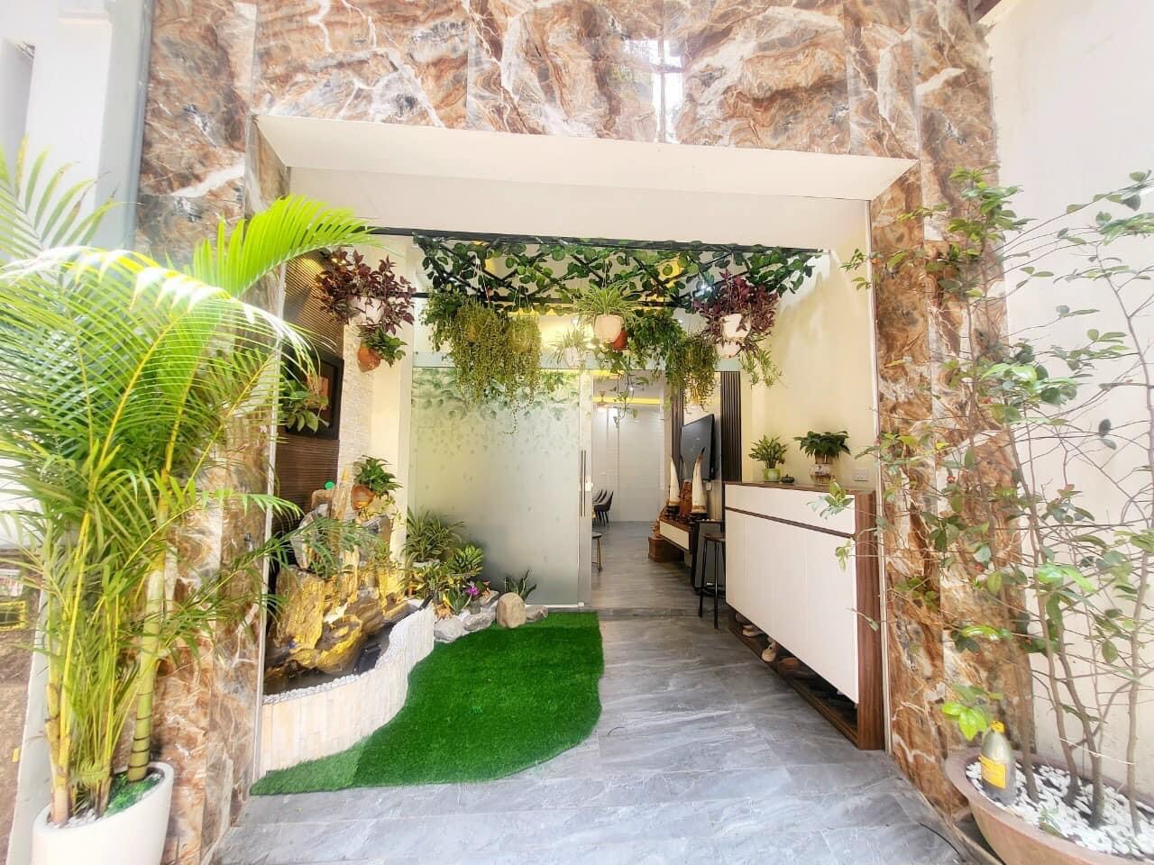 Bán nhà Mới đẹp phố Kim Giang- Ô tô đỗ, 58m2 x4 Tầng giá 6.6 tỷ, gần phố. Sổ nở hậu