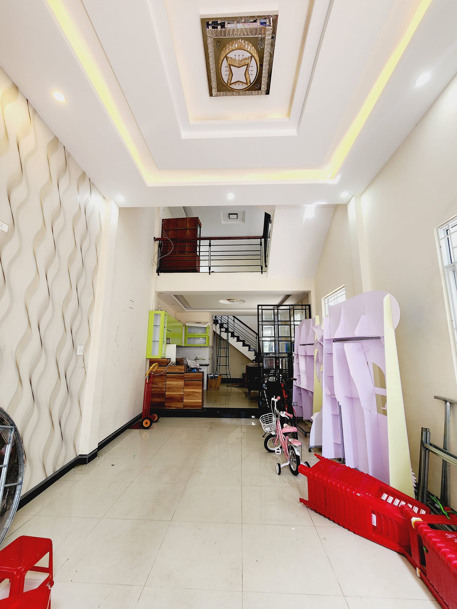 Bán Nhà 3 Mặt Hẻm Lê Hồng Phong P.Trần Hưng Đạo Quy Nhơn , 58,2m2 , 2,5 Mê , Giá 2 Tỷ 800Tr.