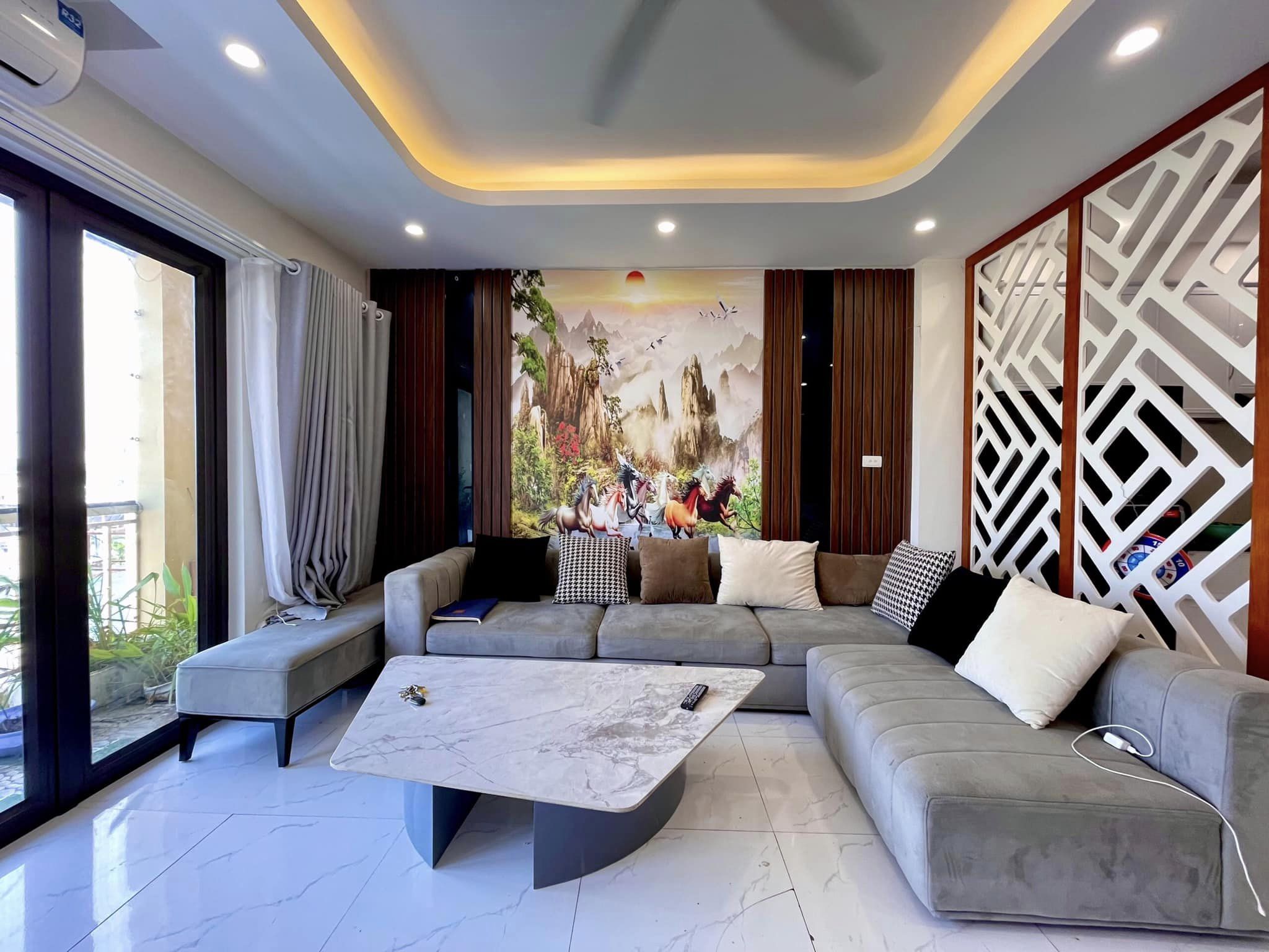 Bán nhà mặt phố Tô Hiệu, Hà Cầu,Chợ Hà Đông, 30/35m2x5T, Giá nhỉnh 8 tỷ.