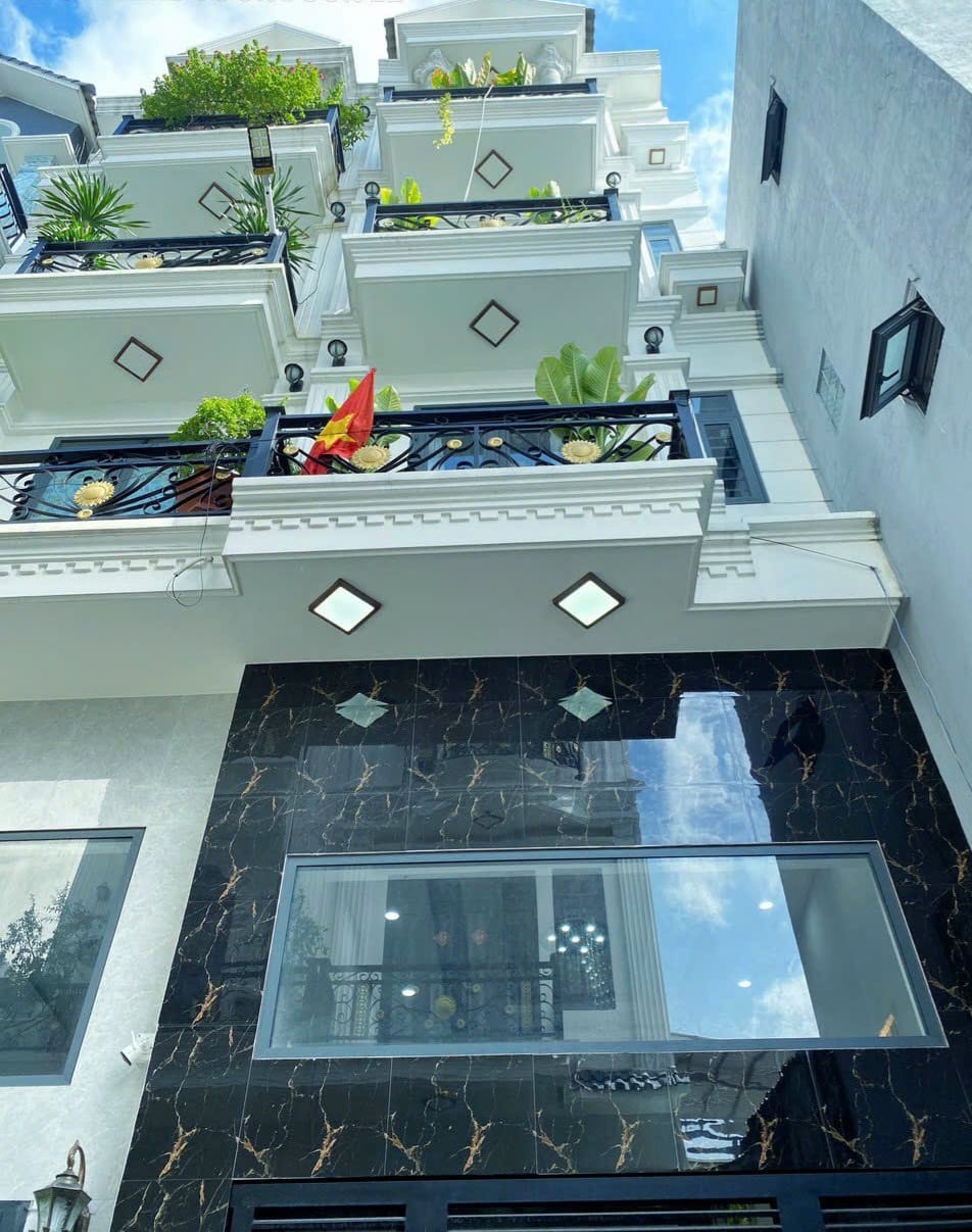 HXH HƯƠNG LỘ 2,P-BÌNH TRỊ ĐÔNG,BT(4x14x5 tầng) 5 TỶ 95 TL( TẶNG HẾT NỘI THẤT).