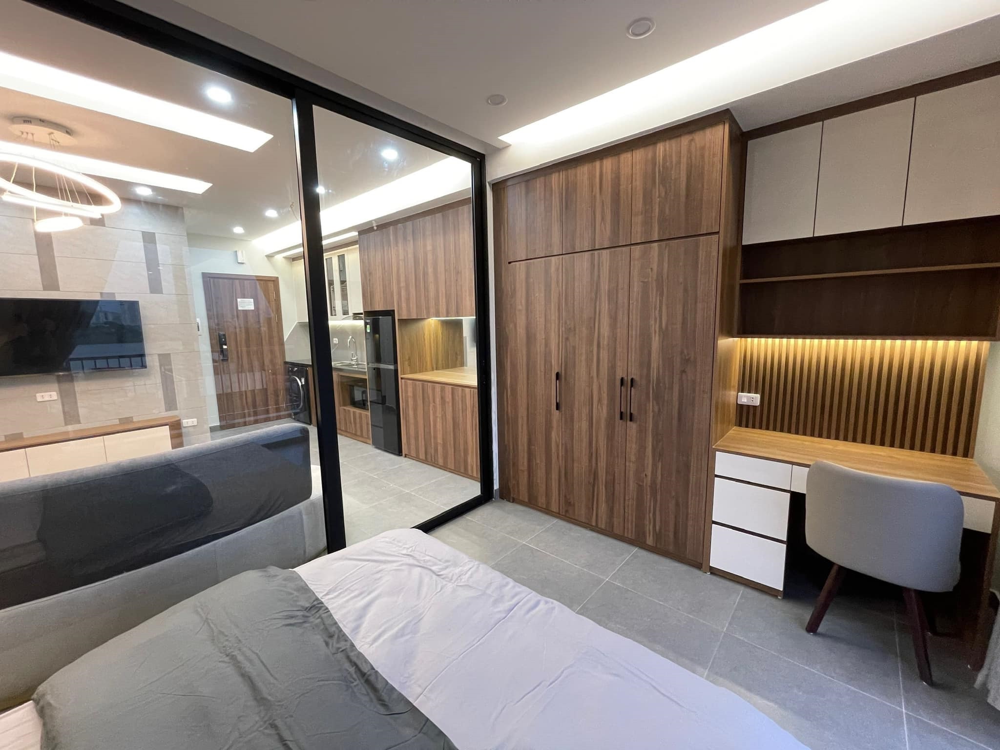 Bán CCMN Giảng Võ, Đống Đa, 70m2x7T thang máy, MT6m, 20P, nhỉnh 14 tỷ.