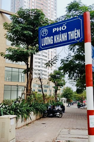 BÁN NHÀ LƯƠNG KHÁNH THIỆN QUẬN HOÀNG MAI - 55M 5 TẦNG MT 3.5M - PHÂN LÔ OTO 5 TẠ ĐỖ CỬA THOÁNG TRƯỚC SAU 5M RA MẶT PHỐ.