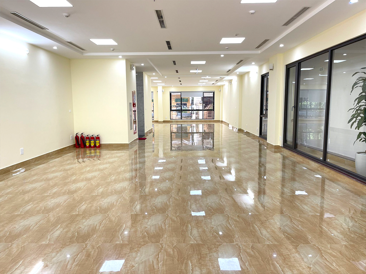 Bán Tòa Văn Phòng 9 Tầng Xây Mới Mặt Phố Bạch Mai.DT 281m2, nở hậu.Giá 140 TỶ