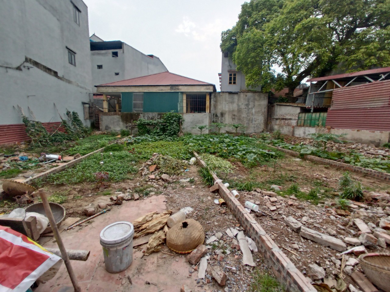 Bán đất cực đẹp ngay gần chợ Bần, chỉ 1.3 tỷ, 63m2, cách QL 5 vài m.