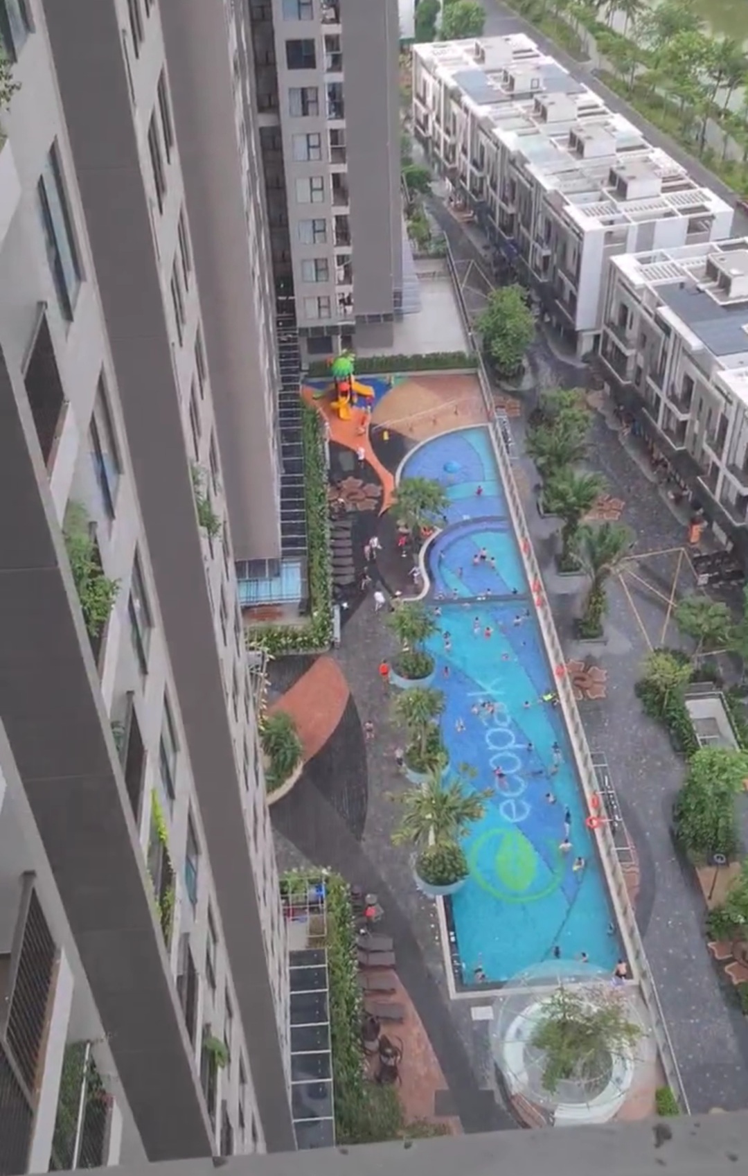 Chính chủ cho thuê căn hộ tầng 18, tòa S1,Sky Oasis, khu đô thị Ecopark.